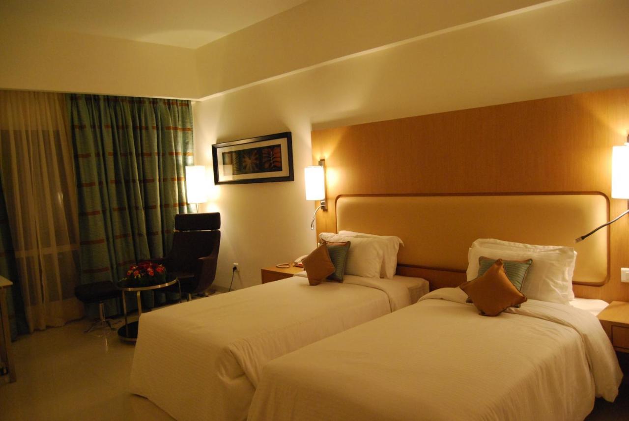 Royal Park Otel Kākināda Dış mekan fotoğraf