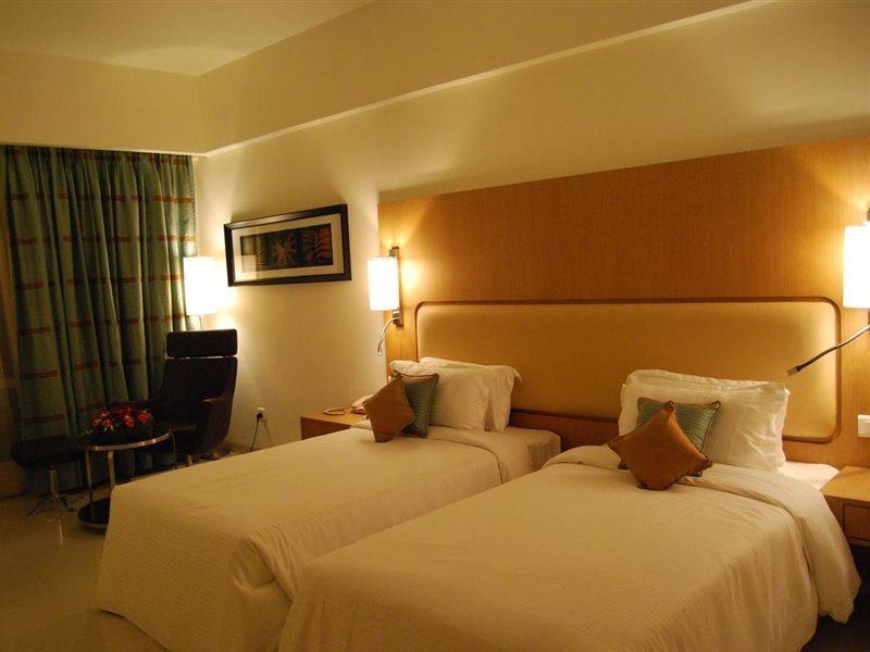 Royal Park Otel Kākināda Dış mekan fotoğraf