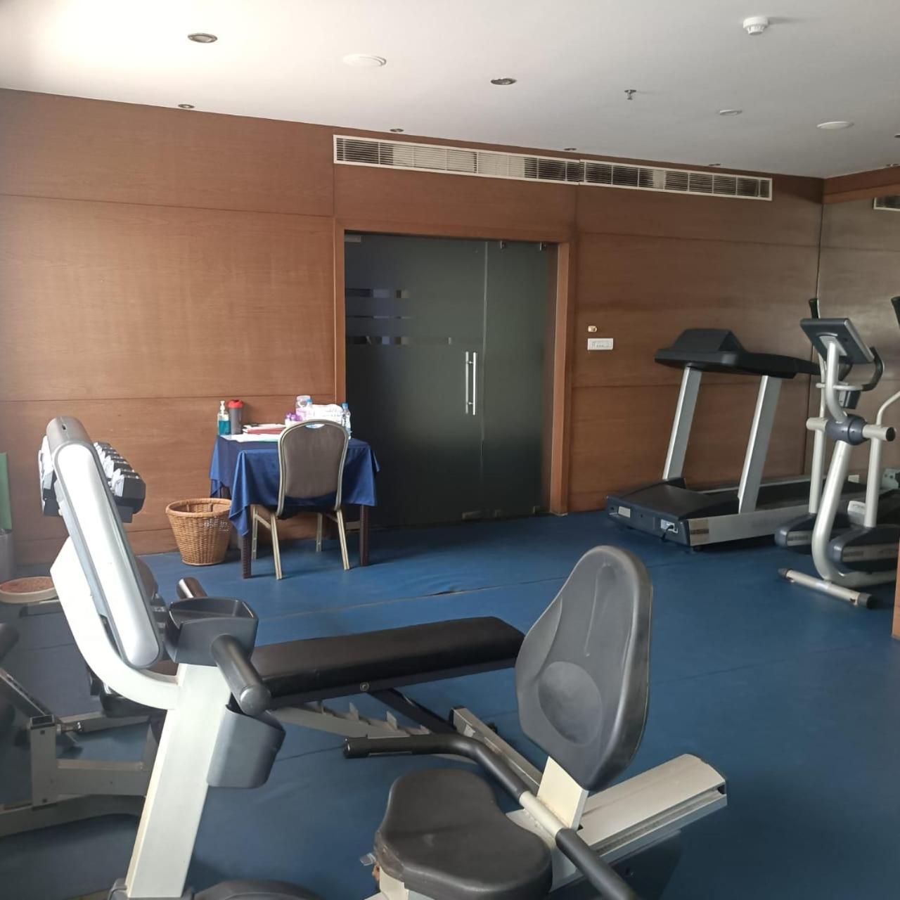 Royal Park Otel Kākināda Dış mekan fotoğraf