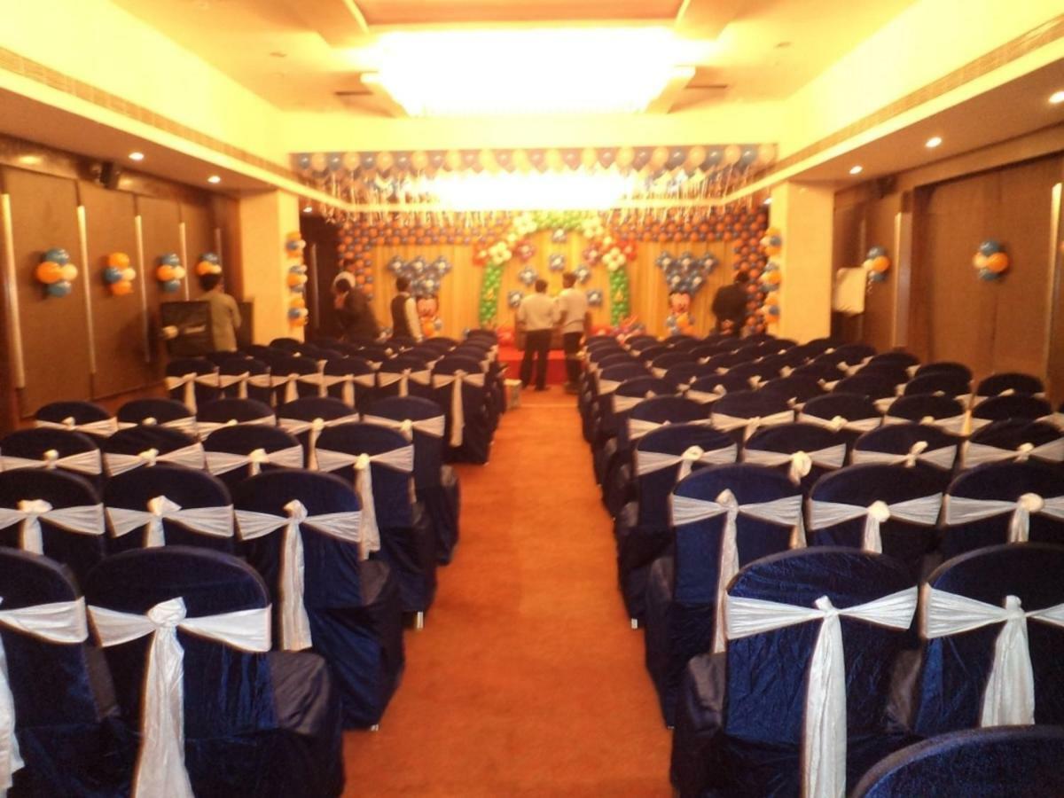 Royal Park Otel Kākināda Dış mekan fotoğraf