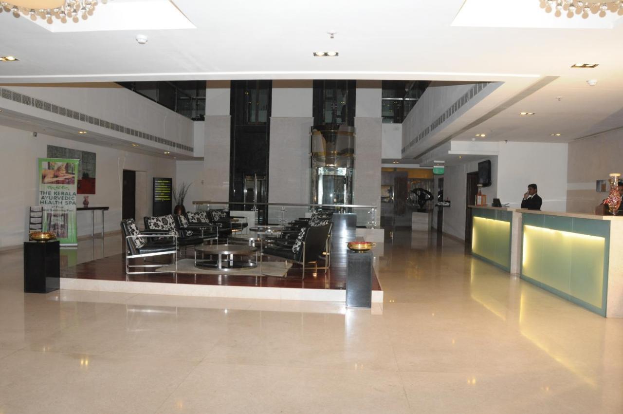 Royal Park Otel Kākināda Dış mekan fotoğraf