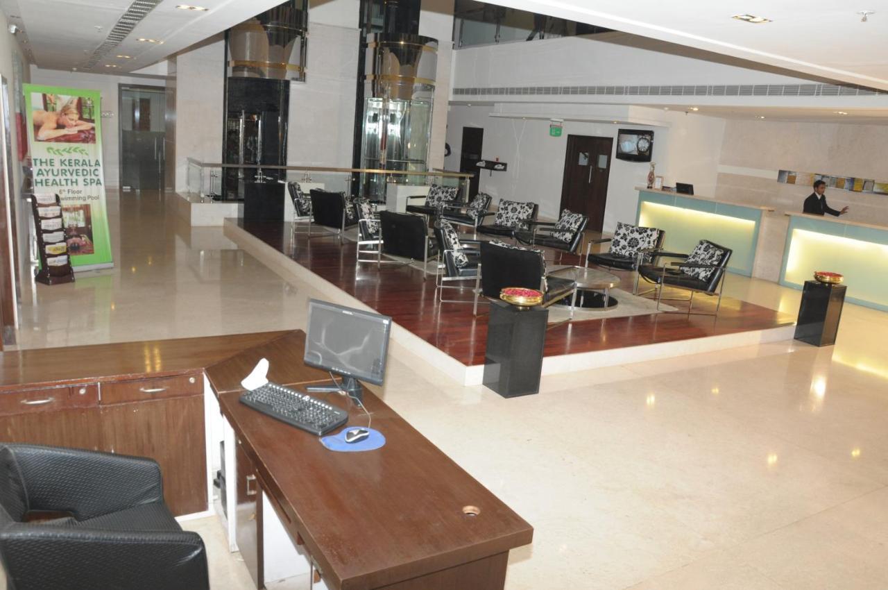 Royal Park Otel Kākināda Dış mekan fotoğraf